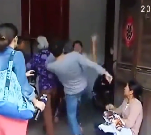 故事:孩子樣貌不像他,男方本想挽救婚姻,最后因親子鑒定放棄了
