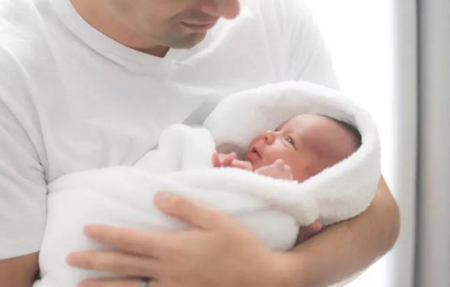 懷疑孩子抱錯應(yīng)該做哪種親子鑒定?